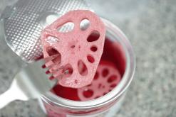 새콤달콤 아삭! 수제연근피클 중독성 강한 연근장아찌 맛있다 :)