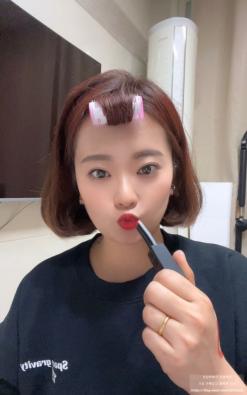 모코블링 에르시 매트 피니쉬 립스틱 럽레드 데일리로 찰떡