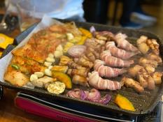 서울/합정 대패삼겹살 새우롤과 구운김치 오겹살이 맛있는 고기 맛집 미삼