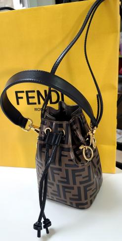 펜디 몬트레조 버킷백 미니