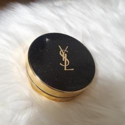 입생로랑 르 쿠션 엉크르 드 뽀