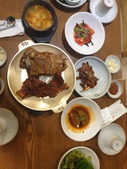 상무지구 돼지갈비집 상무옥