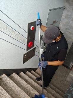 서대문구계단청소(북가좌동.남가좌동.홍제동.북아현동.연희동.홍은동.대현동.냉천동)빌라.상가.학원.사무실청소업체