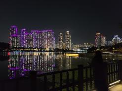 야경이 아름다운 광교호수공원