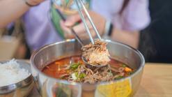 합정역 맛집, 찐육개장. 한우사골이라 시원하면서 얼큰한 육개장 맛집 추천해요. 여름 보양  해장하기 좋은 든든한 밥집