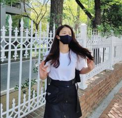 이시영 인스타그램 이시영 스커트 프라다 스커트 이시영